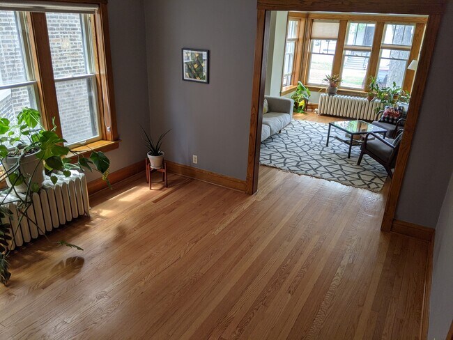 Dining, view of Living - 4431 N Springfield Ave