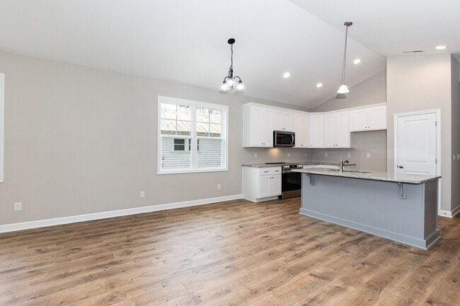 Building Photo - NEW Construction Three Bedroom Home