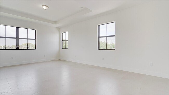 Building Photo - 20930 SW 96th Ave