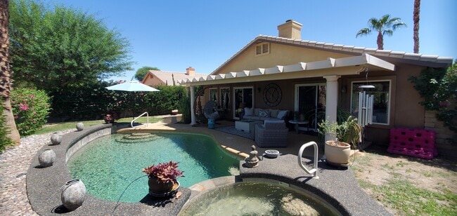 Building Photo - 82570 Delano Dr