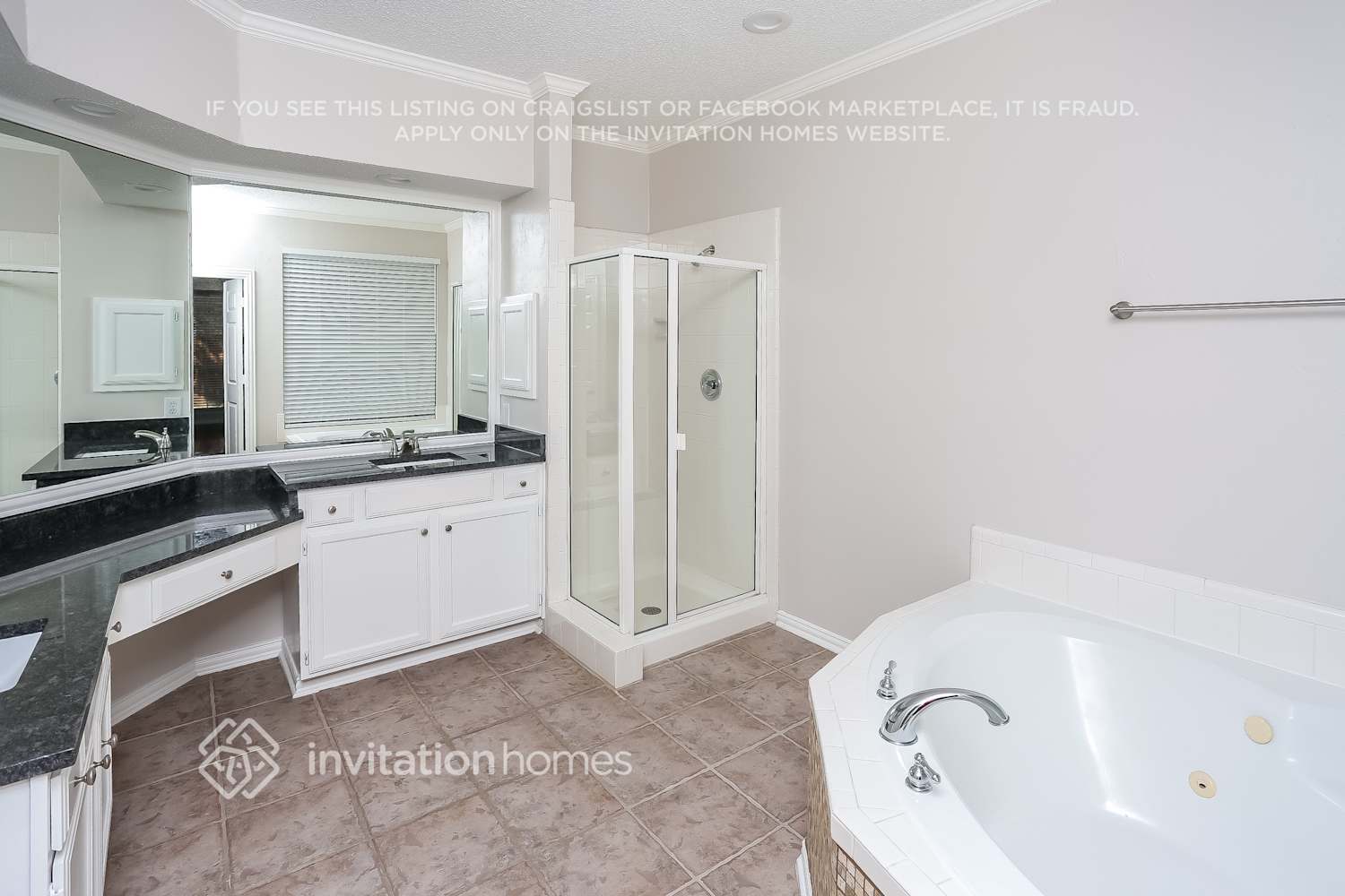 Building Photo - 808 Olde Towne Dr