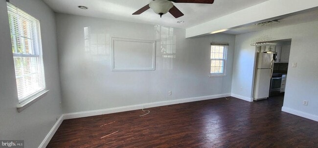 Building Photo - 111 Carleton Ln