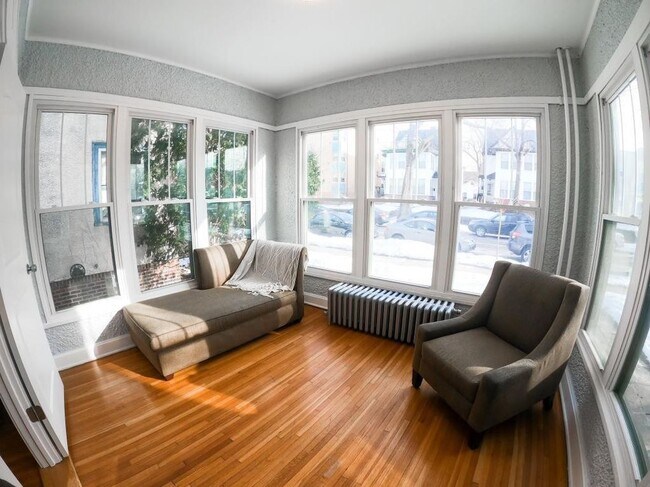 Building Photo - 3444 Colfax Ave S