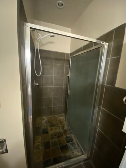 Building Photo - 57 W Vine St