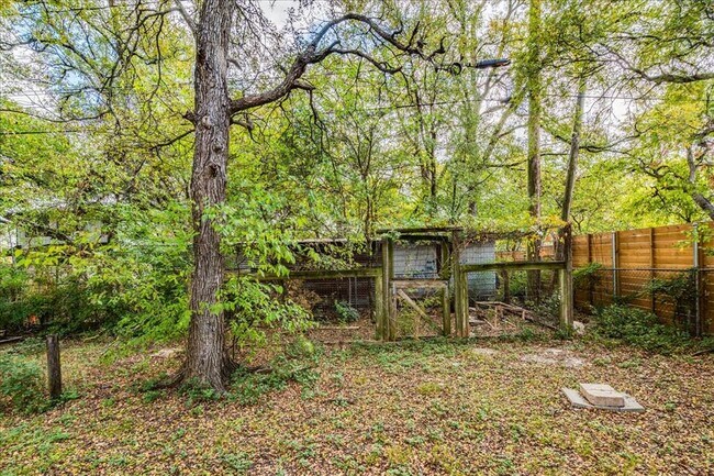 Building Photo - 4603 Jinx Ave