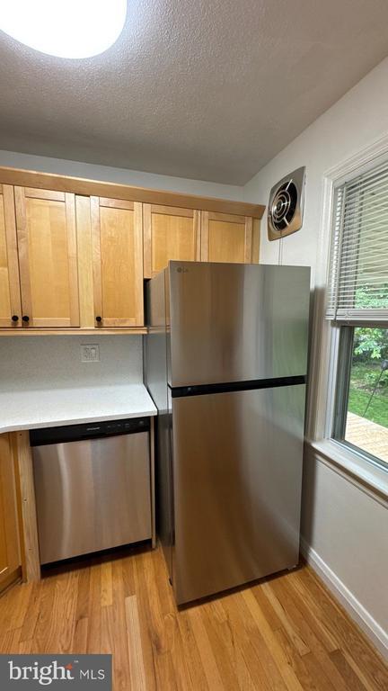 Building Photo - 436 Westshire Dr