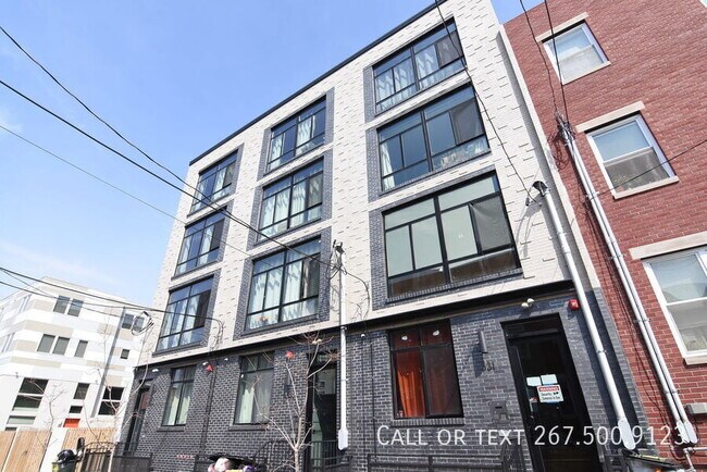 Building Photo - 533 Budd St