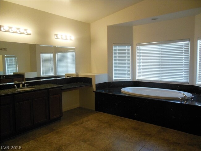 Building Photo - 8118 Minots Ledge Ave