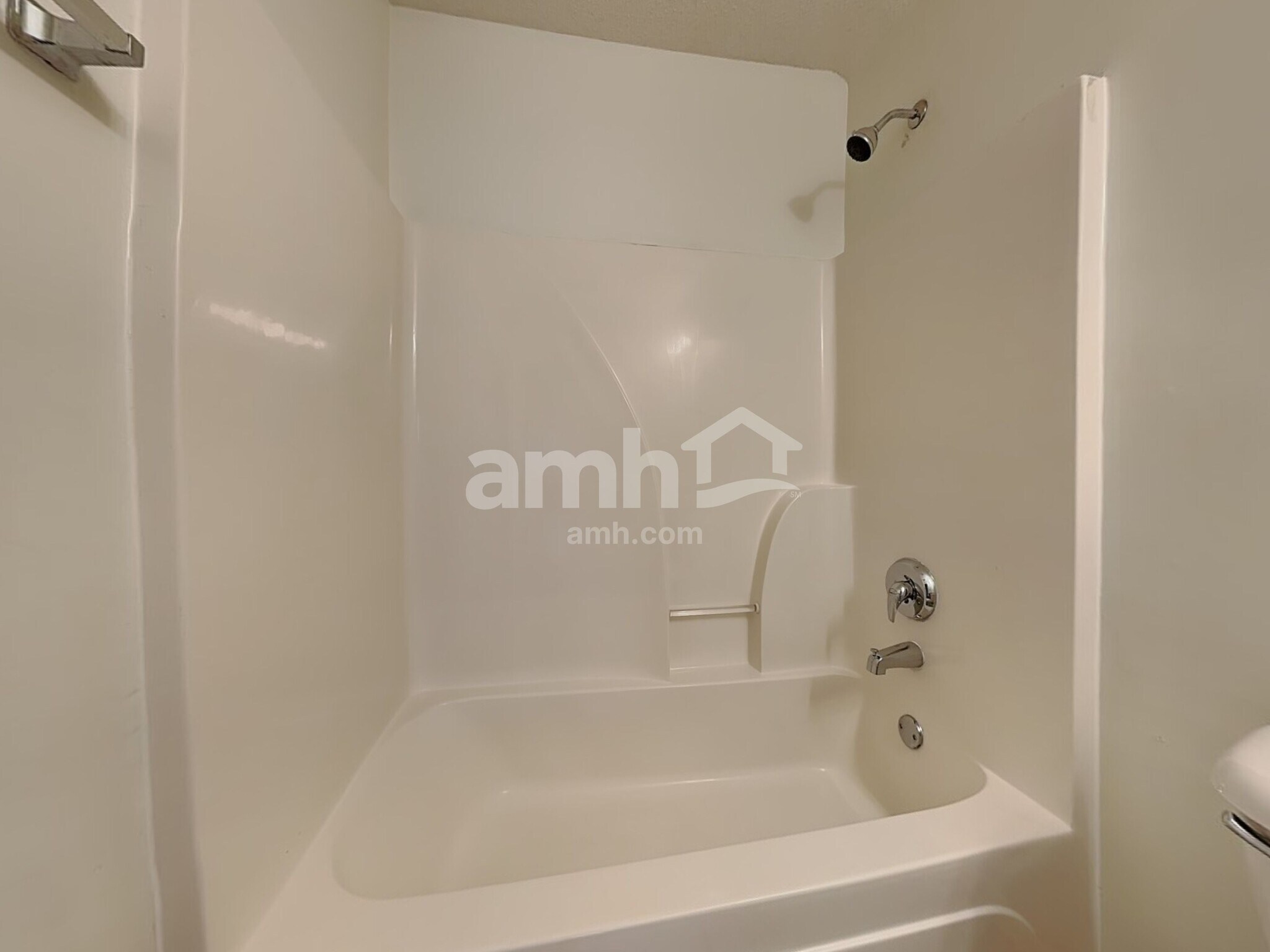 Building Photo - 6889 Show Boat Ln