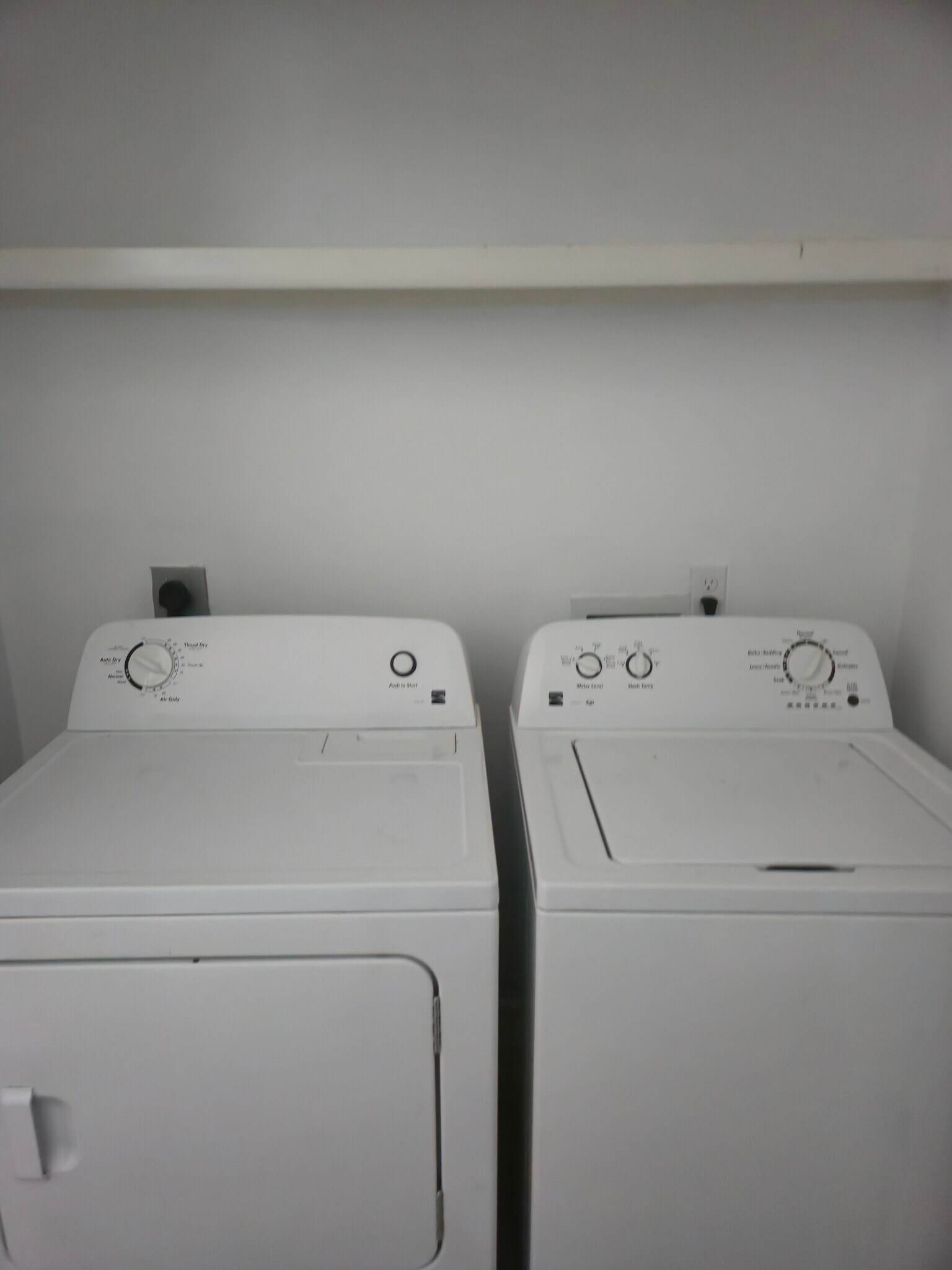 Building Photo - 3900 Whitewing Ave