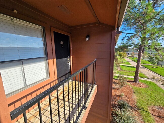 Building Photo - College Station / 2-bed, 2-bath Condo unit...