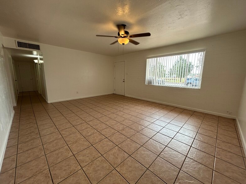 Building Photo - 5132 W Osborn Rd