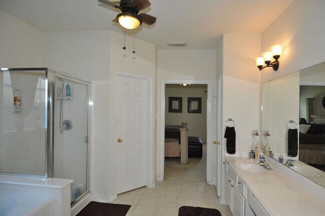 Building Photo - 15114 Brookwood Bridge Ln