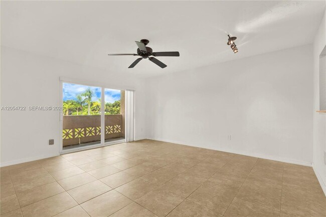 Building Photo - 14500 SW 88th Ave