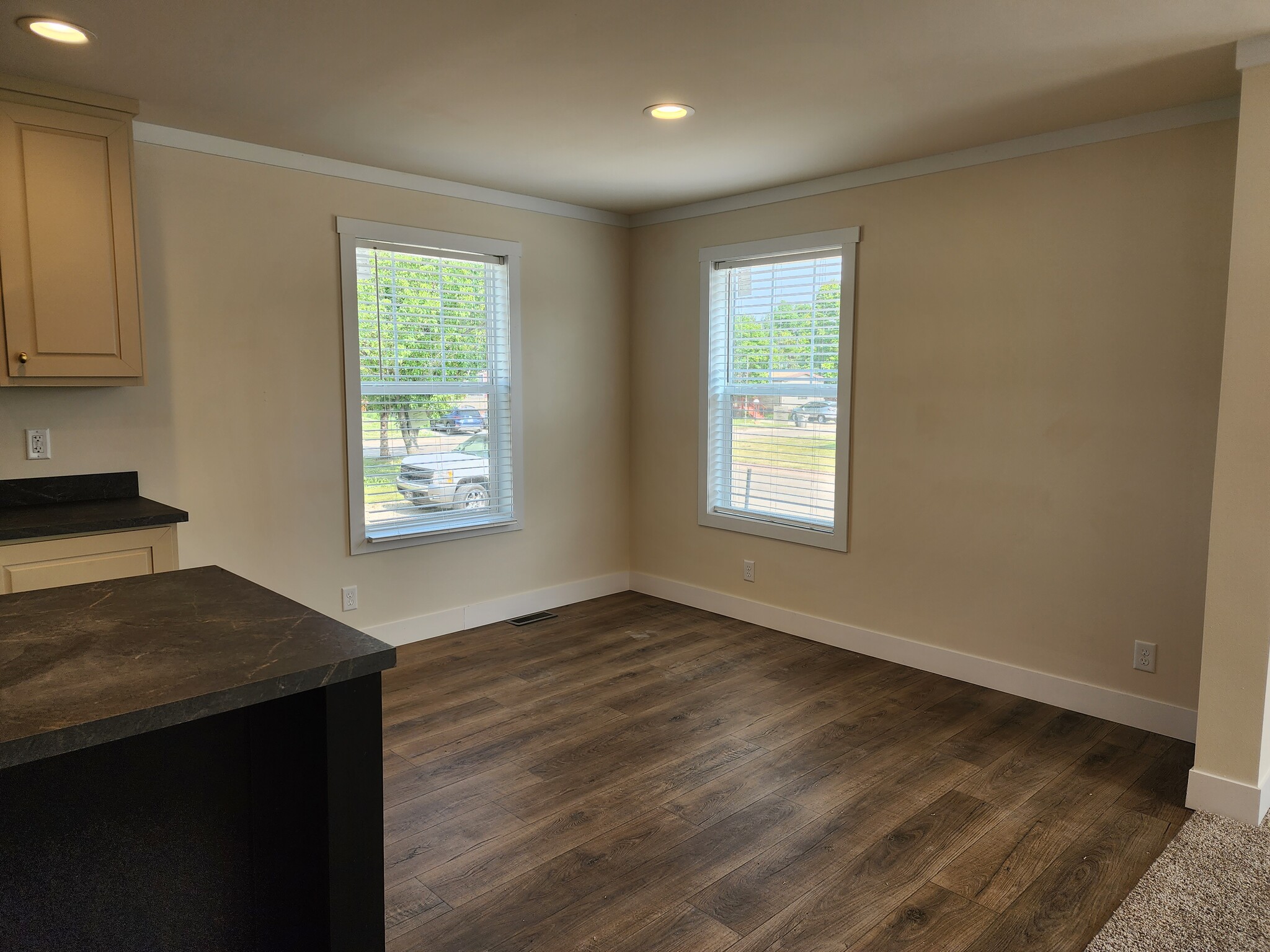 Building Photo - 17 Video Ct