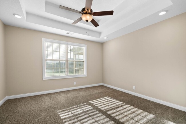 Building Photo - Pet Friendly Three Bedroom!