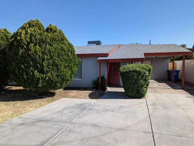 Building Photo - 1343 E Osborn Rd