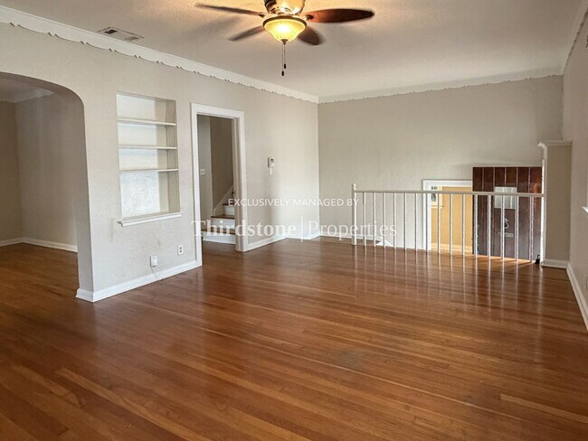 Building Photo - 1847 Naldo Ave