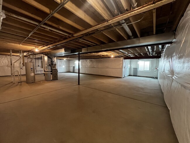 Building Photo - 14913 Dyer Ln