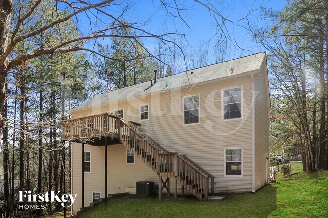 Building Photo - 142 N Springs Dr