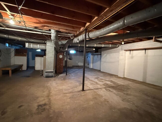 Building Photo - Tusculum Blvd Property