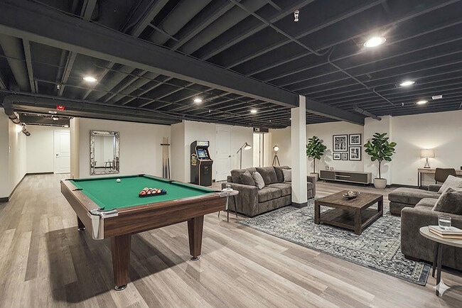 Building Photo - 64 Olympus Dr