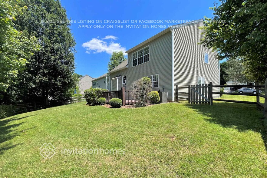 Building Photo - 13305 Norseman Ln