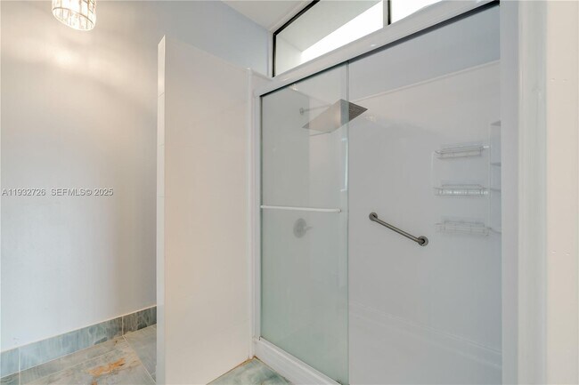 Building Photo - 14805 SW 74th Ln