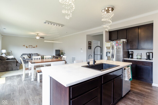 Building Photo - 1908 Porter Dr