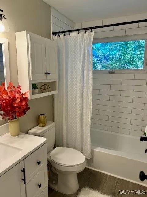 Building Photo - 63 W 29th St