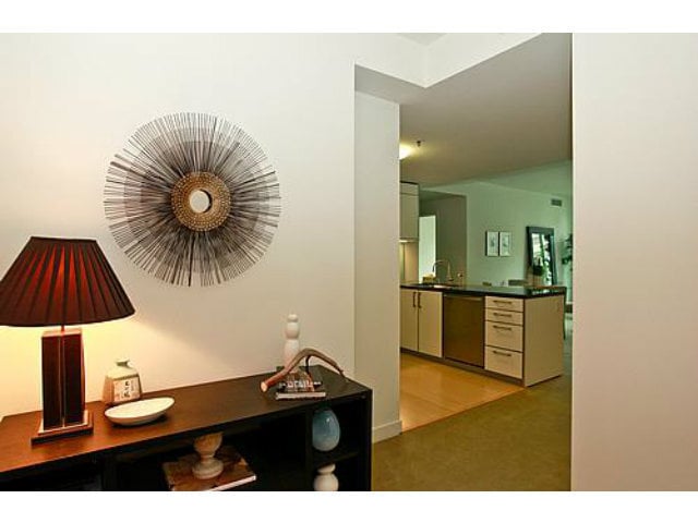 Building Photo - 301 Main St