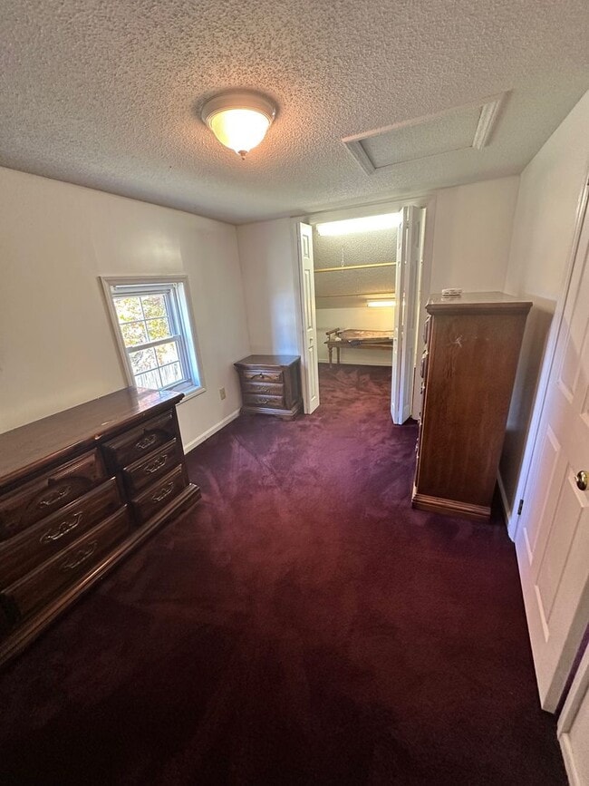 Building Photo - NEW RENTAL LISTING - NO HUD NO SECTION 8