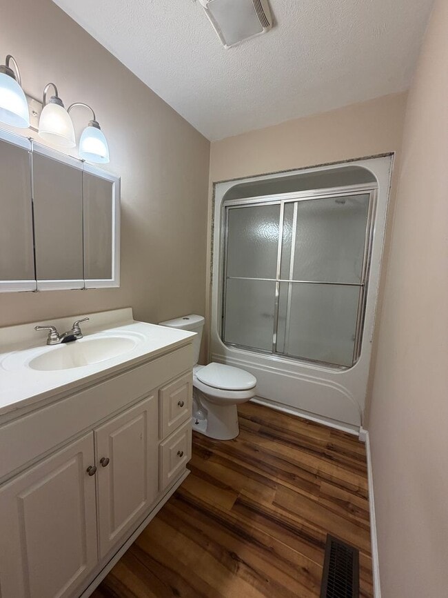 Building Photo - Three Springs Rd. 2188-2190