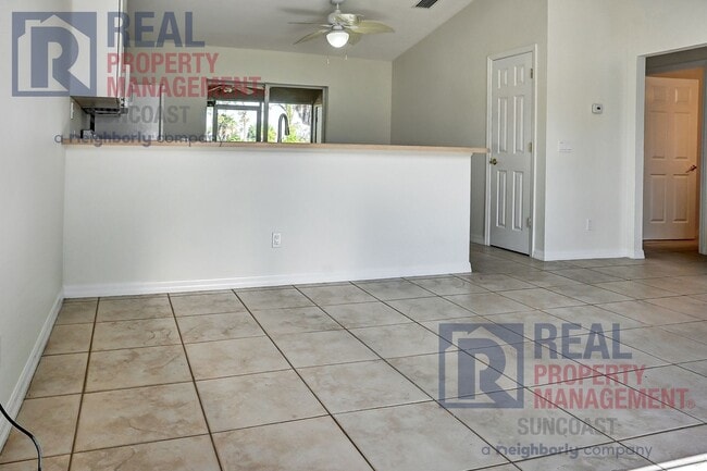 Building Photo - 230 Rotonda Blvd W