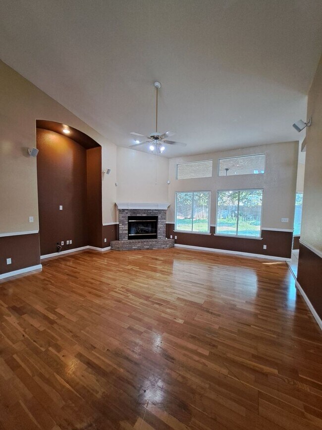 Building Photo - Move in Special: Half OFF your 1st Month's Rent! Elegant 4 Bedroom Home w/ Upstairs Loft Move in ...