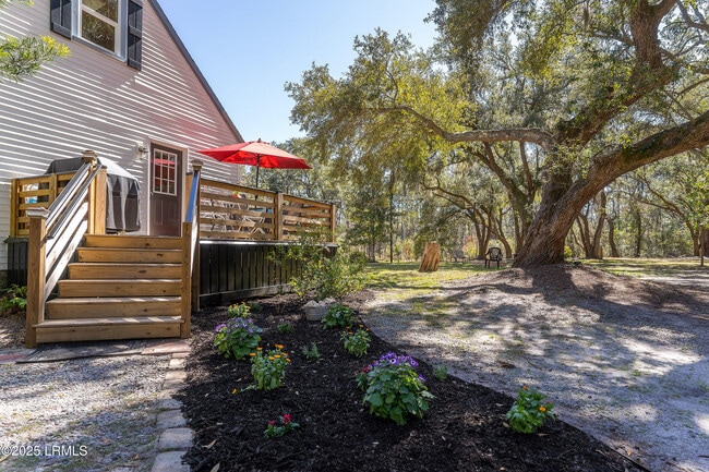 Building Photo - 80 Sea Pines Dr