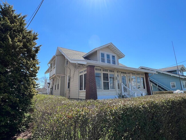 Building Photo - 3006 William Penn Hwy