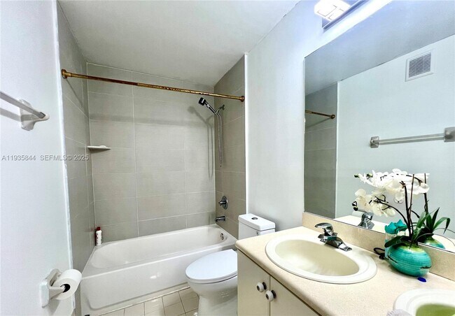 Building Photo - 17014 SW 39th St