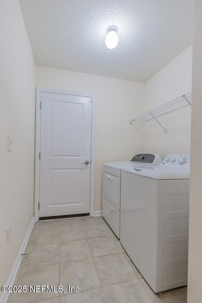 Building Photo - 2143 Chandlers Walk Ln