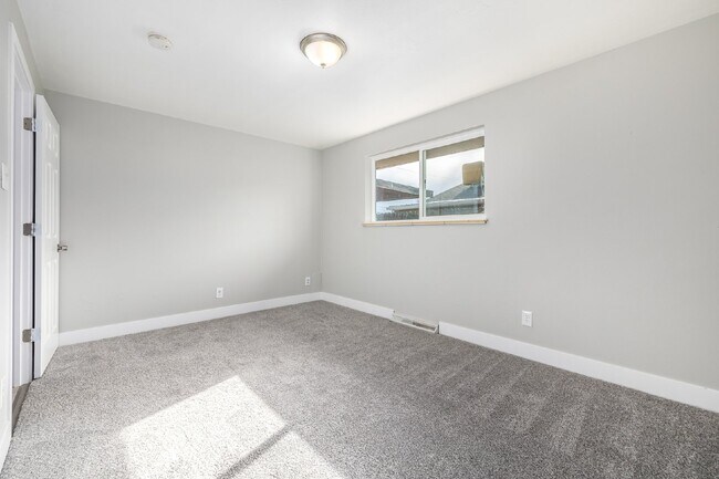 Building Photo - Lovely remodeled 2 Bed 1 Bath in Arvada