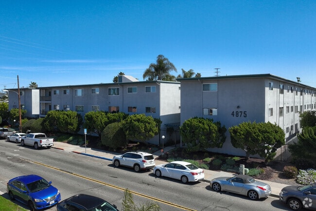 Building Photo - 4885 Cole St