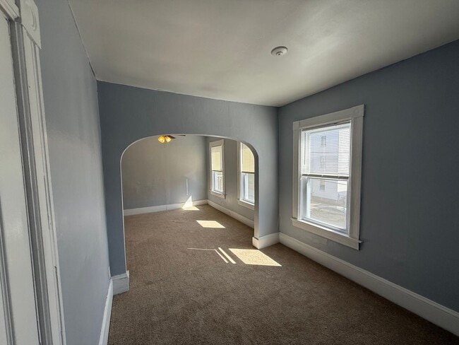 Building Photo - 408 Rimmon St
