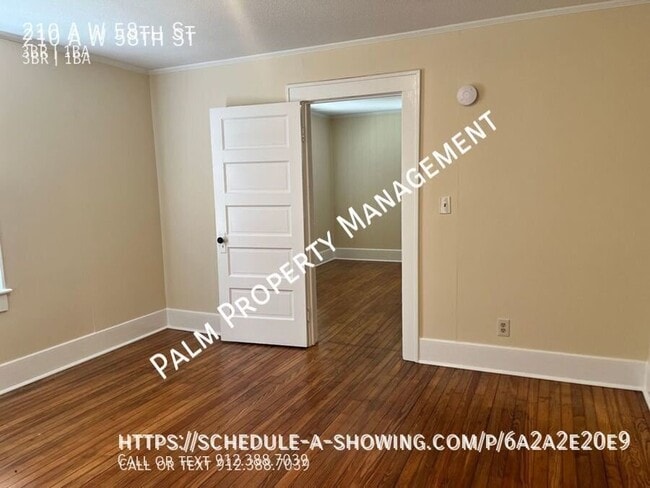 Building Photo - 210 W 58th St