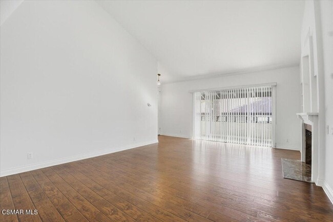 Building Photo - 31505 Lindero Canyon Rd