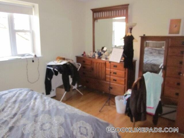 Building Photo - 53 Parkman St