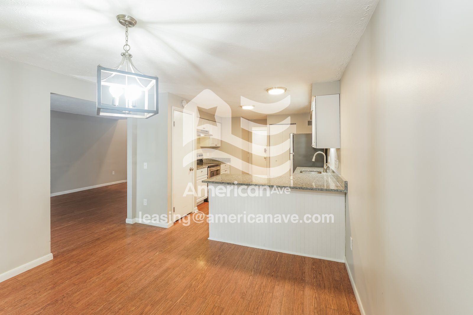 Building Photo - 30 Tilegate Glen