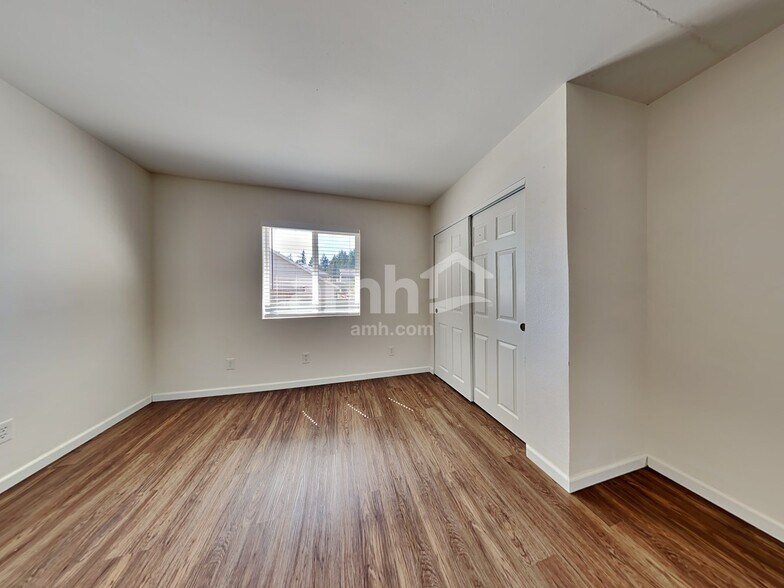 Building Photo - 19922 98th Ave E