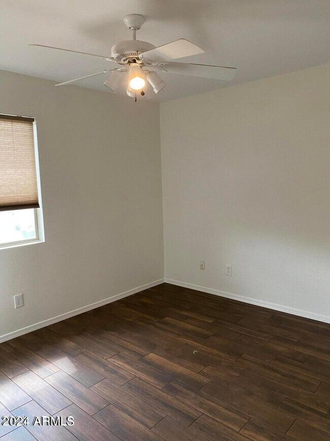 Building Photo - 1886 E Don Carlos