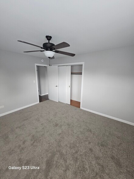 Building Photo - 2918 N 75th Ct
