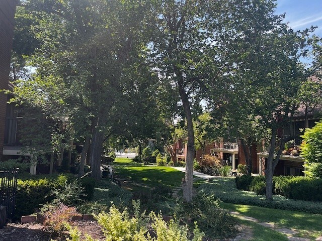 Building Photo - 8108 Cottonwood Hills Cir